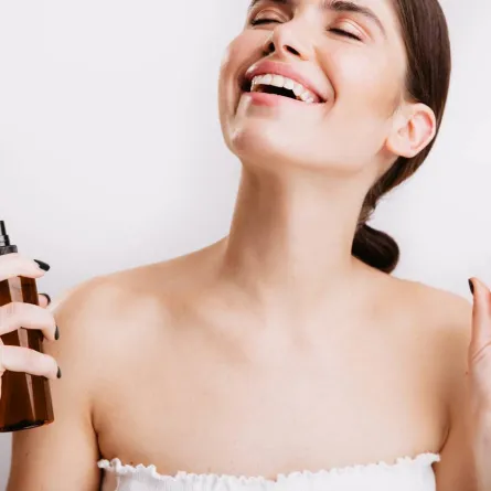 أفضل تونر طبيعي قابض للمسام للبشرة المختلطة