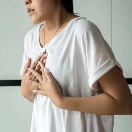 أسباب وأعراض وعلاج ارتجاع المريء