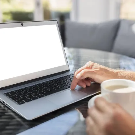 أفضل 7 تطبيقات مجانية للرسائل النصية لأجهزة iPhone و Android