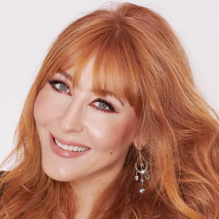 أسلوب جديد مع كونسيلر العينين والوجه من Charlotte Tilbury