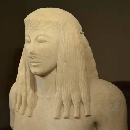 صورة تمثال كور أوف ثيرا