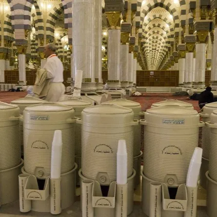 فوائد ماء زمزم العلاجية