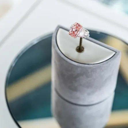  بورصة دبي للماس. الصورة من مكتب دبي الإعلامي