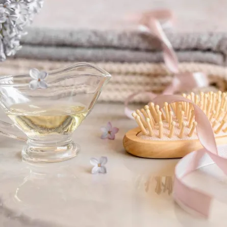 فوائد زيت اليلانج يلانج العطري للشعر