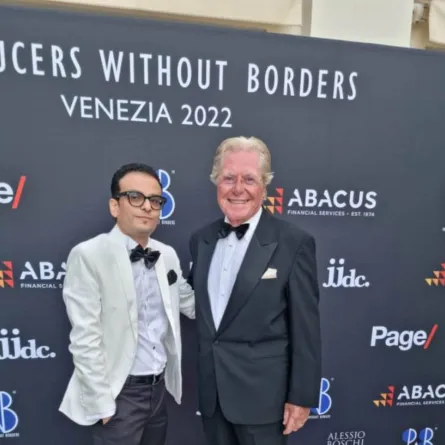 حسين فهمي وأمير رمسيس - الصورة من حساب أمير رمسيس على الفيس بوك