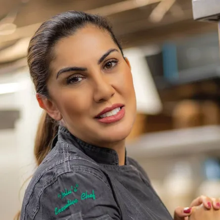 الشيف الأفغانية مارجون أنديشا: الوقت والصبر هما مفتاح الوجبة اللذيذة