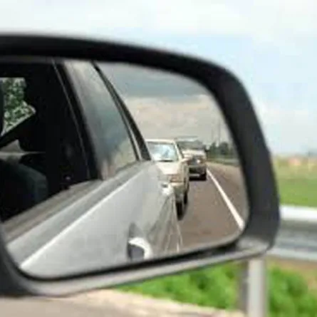 كيفية ضبط مرايا سيارتك