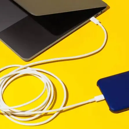 9 طرق لإصلاح iPhone بدون شحن