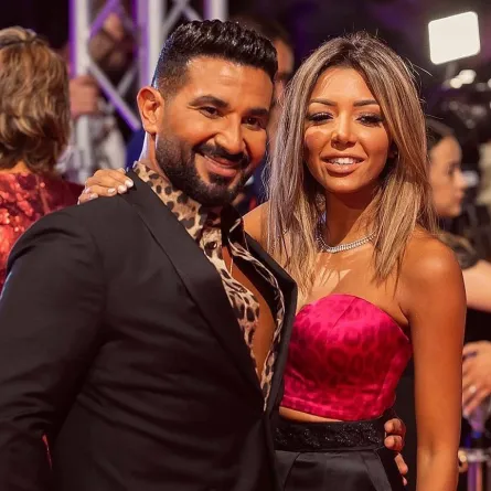 أحمد سعد وزوجته علياء - صورة من حسابه على فيسبوك