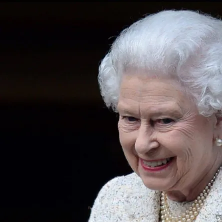 الملكة إليزابيث- الصورة من موقع Royal Central