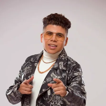 عمر كمال: لم أعلن اسم حبيبتي حتى لا أدفع ثمن أخطائها