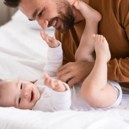 15 يوما إجازة الأبوة للموظفين في المغرب 