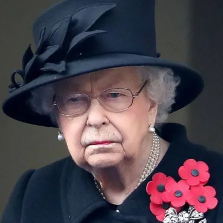 الملكة إليزابيث- الصورة من موقع WAM