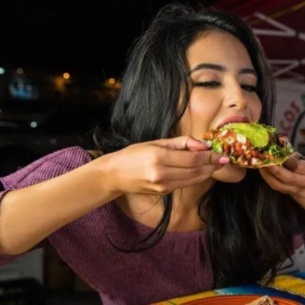  11 نوعاً من الأطعمة تسبب ارتفاع ضغط الدم لدى المرضى به