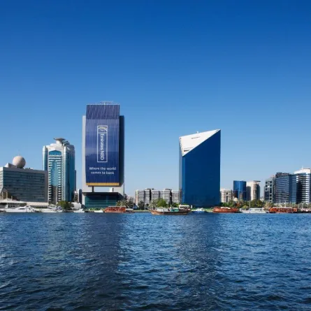 بنك الإمارات دبي الوطني يُطلق بوابة إلكترونية لبرمجة وتطوير التطبيقات. الصورة من مكتب دبي الإعلامي