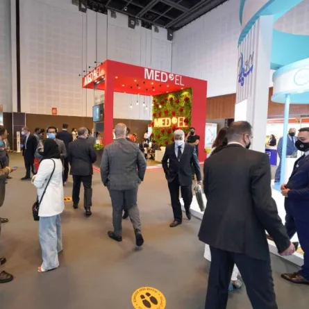 مؤتمر ومعرض دبي لأمراض وجراحة الأذن وأعصاب الأذن. الصورة من "وام"