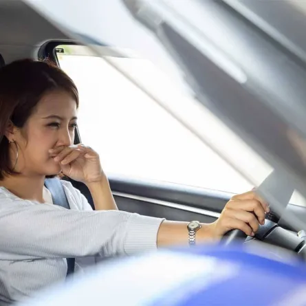 قراءتك للروائح الكريهة التي تَصدر من سيارتِك