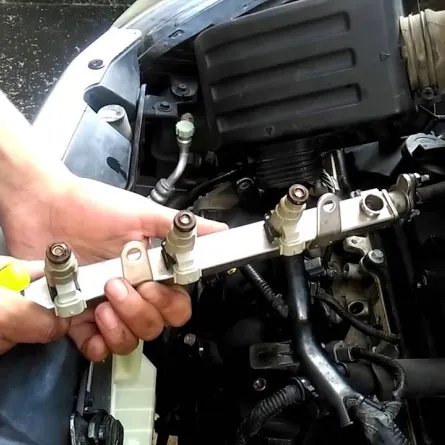 انسداد بخاخات المحرك 