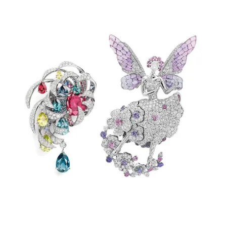 موديلات دبابيس بروش مرصعة بأحجار كريمة فاتحة