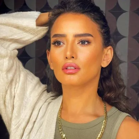 زينة  - صورة من صفحتها الرسمية على انستغرام