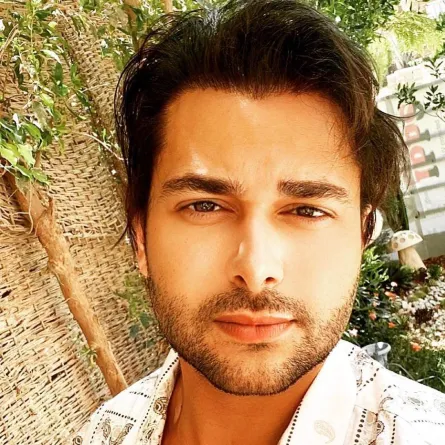 محمود المهدي طليق منة عرفة - صورة من حسابه على انستغرام