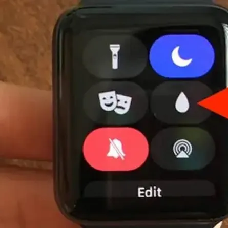 ما هي أيقونة قطرة الماء على ساعة آبل؟