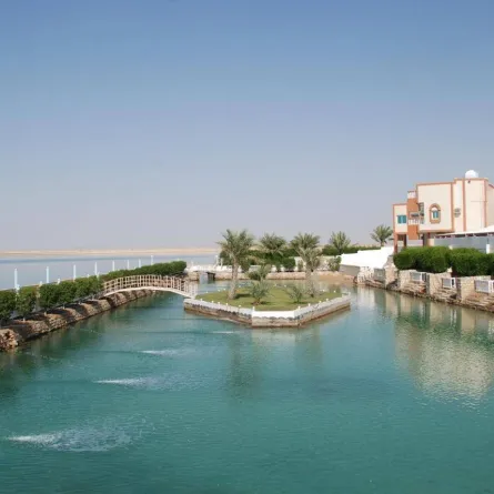 منتجع الأحمدي بلازا