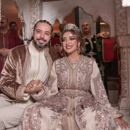  عبد الفتاح الجريني وزوجته جميلة البدوي حفل زفافهما- الصورة من حسابه على فيسبوك