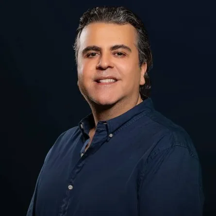 جمال سنان - صورة من صفحته الرسمية على انستغرام