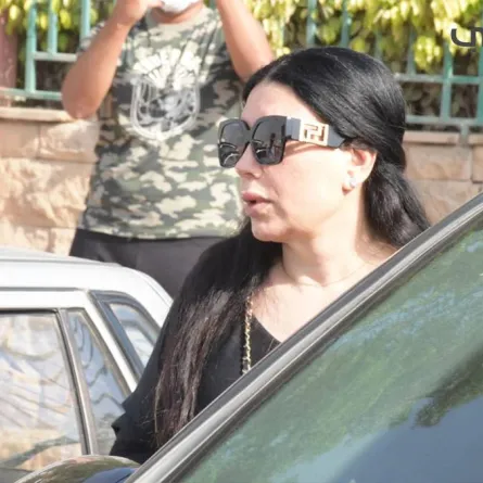 عبير صبري من عزاء الراحل هشام سليم - تصوير محمد العربي