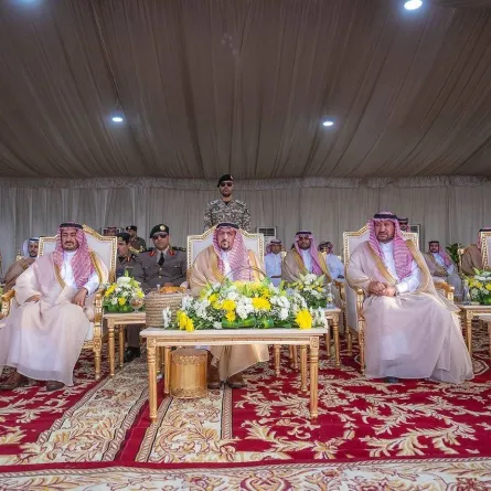 أمير القصيم يطلق مسيرة اليوم الوطني بمشاركة 30 جهة حكومية - الصورة من حساب الإمارة على تويتر