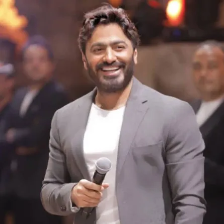 تامر حسني - صورة من حسابه على فيسبوك