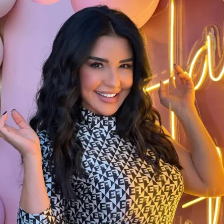 ماغي بو غصن - الصورة من حسابها على فيسبوك