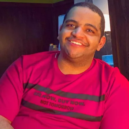 خالد المظفر - صورة من صفحته الرسمية على انستغرام