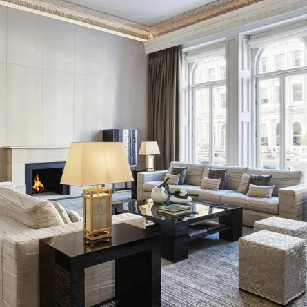 التباين بين الطرازين الكلاسيكي والمودرن كفيل بإثارة التناقض البصري  