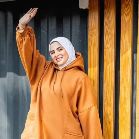 إطلالات بالهودي للمحجبات