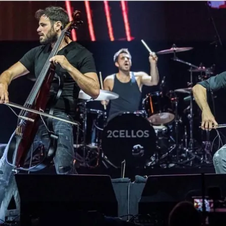 ثنائي التشيلو«2Cellos»- الصورة من حسابهم على الانستجرام 