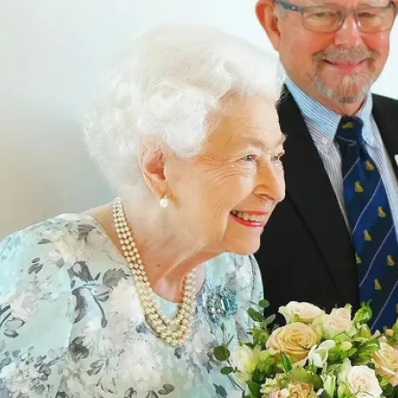 الملكة إليزابيث الثانية -الصورة من صفحة العائلة الملكية البريطانية على إنستغرام