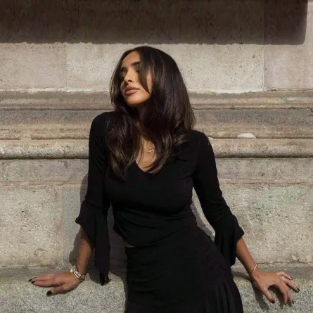 إطلالات هلا عبد الله