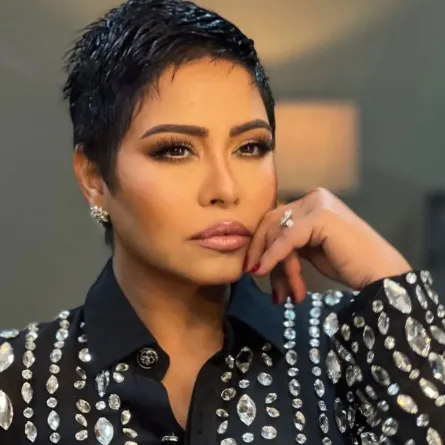 شيرين عبد الوهاب - الصورة من صفحتها الرسمية على الفيس بوك