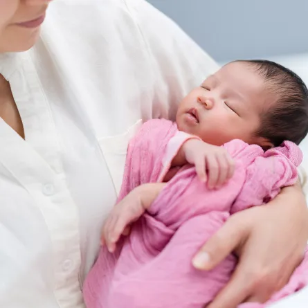 10 خطوات هامة للعناية بصحة المولود الجديد