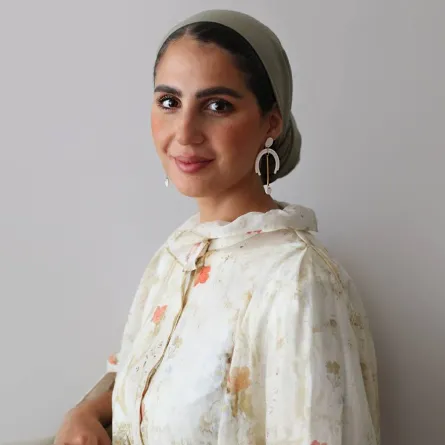 المصمّمة روزا جمال الدين: أقراط «قبّة الصخرة» تحمل رسالة للعالم