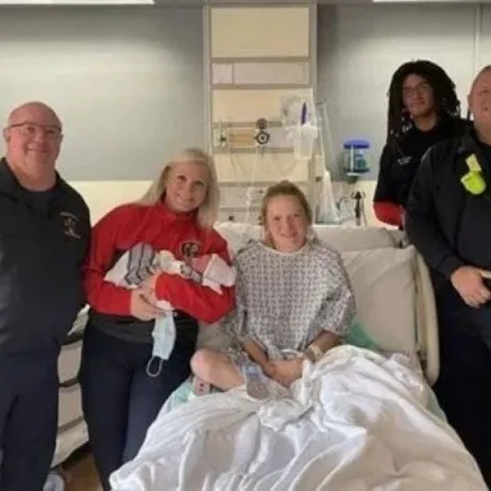 امرأة أمريكية تنجب طفلة خلال توجهها إلى المستشفى