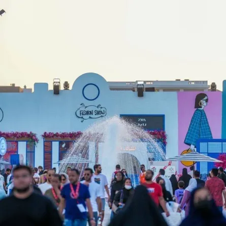 الفن الجرافيتي يزين جدران مهرجان أوتلت 2022