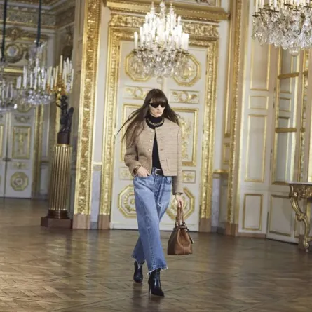 تنسيق السترات الرسمية القصيرة