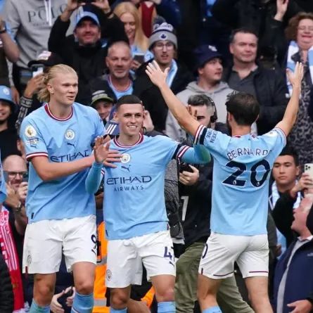 صورة احتفال لاعبي مان سيتي