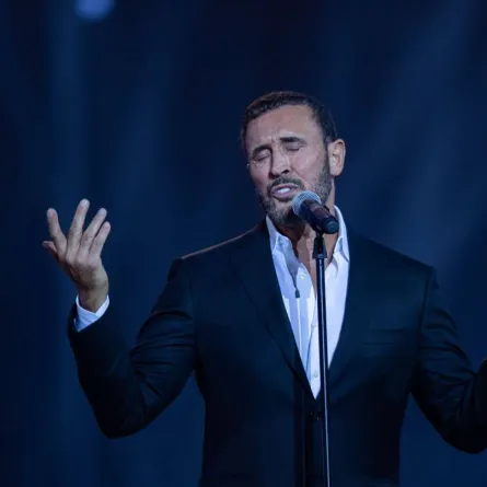 كاظم الساهر - الصورة من حساب الفعاليات الثقافية على  تويتر