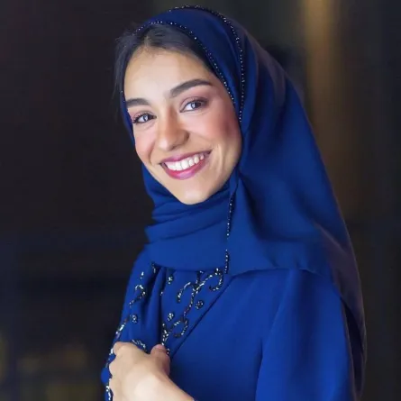 زينة عماد - صورة من صفحتها الرسمية على انستغرام