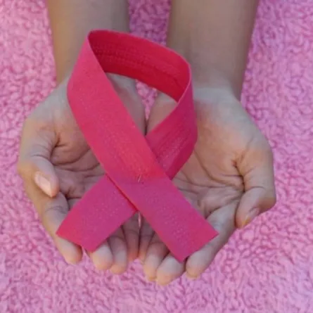 عبارات عن سرطان الثدي