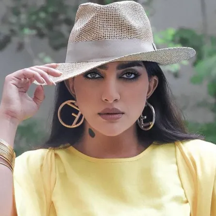 بثينة الرئيسي - صورة من صفحتها الرسمية على انستغرام